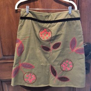 Boden Floral Embroidered Skirt
